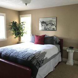Lakeview  Homes - Waterfront home bedroom