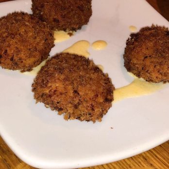 California Pizza Kitchen At Lenox Order Food Online 246 Photos