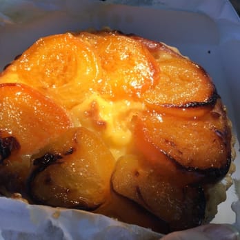 La Boule de Neige - An orb of perfection. - Bakeries Near Me - Turbie (La), 06