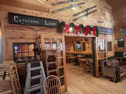 Muddy Moose Restaurant & Pub by null