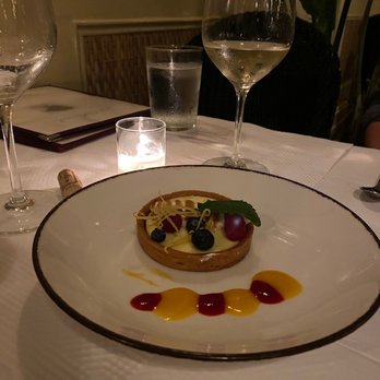 Le Colonial - Lemon tart - Vietnamese Near Me - Chicago, Illinois