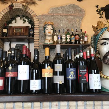 Al Grappolo D'uva - Wine display - Wine Bars Near Me - Taormina, Maine