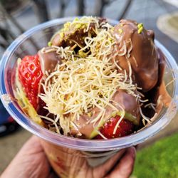 Dubai Chocolate Strawberries