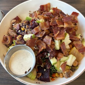 Founders House Pub and Patio - Build your own salad - Pubs Near Me - Milford, Connecticut Founders House Pub and Patio - Build your own salad - Pubs Near Me - Milford, Connecticut