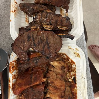 Bob's Bar-B-Que - Super combo spread out to see everything! Beef, rib, baby back rib, Teri beef, Teri chicken, kalbi! So good! - Barbeque Near Me - Honolulu, Hawaii Bob's Bar-B-Que - Super combo spread out to see everything! Beef, rib, baby back rib, Teri beef, Teri chicken, kalbi! So good! - Barbeque Near Me - Honolulu, Hawaii