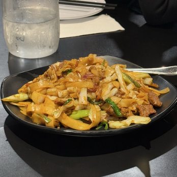 Home Eat - 80 Beef Chow Fun 干炒牛河 - Chinese Near Me - Santa Clara, California