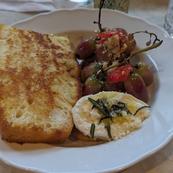 Piano Piano - Burrata al Campagnolo - Pizza Near Me - Oakville, Ontario Piano Piano - Burrata al Campagnolo - Pizza Near Me - Oakville, Ontario