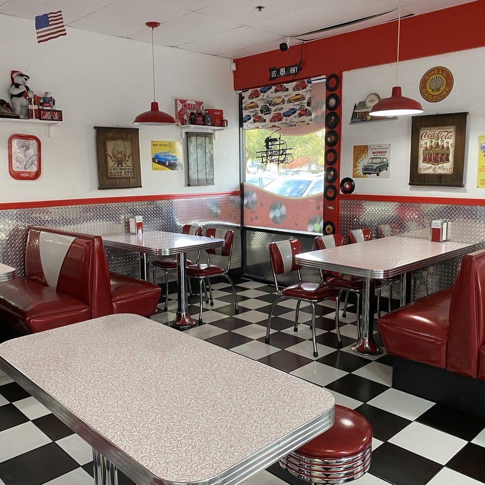 Triangle Drive In Burgers - Booths and tables for your dining comfort - Burgers Near Me - Clovis, California