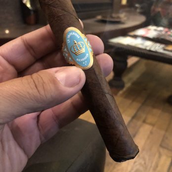 Casa de Montecristo - Fine Cigar - Tobacco Shops Near Me - Paramus, New Jersey