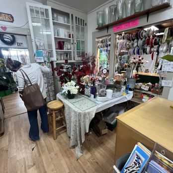 Seaside Flowers - Florists Near Me - Oceanside, California