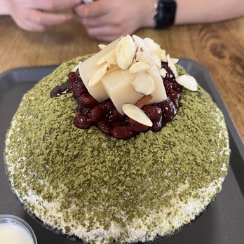 MandRo Teahouse - Ig: @thehungryquartet | Matcha red bean bingsu - Bubble Tea Near Me - Davis, California MandRo Teahouse - Ig: @thehungryquartet | Matcha red bean bingsu - Bubble Tea Near Me - Davis, California