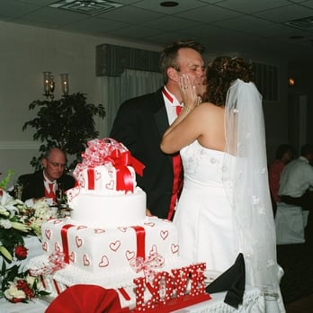 Montilio's Baking Company - YUMMY! - Bakeries Near Me - Brockton, Massachusetts