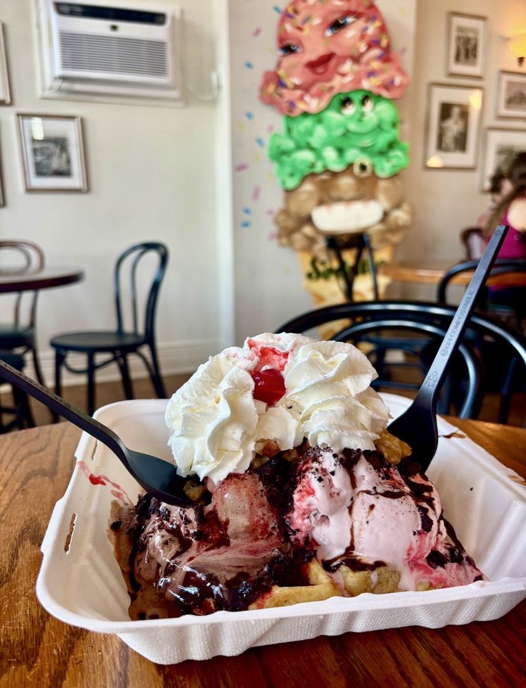 Sundae Times Ice Cream Logo