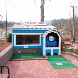 Sunset Golf - Thomas the Train