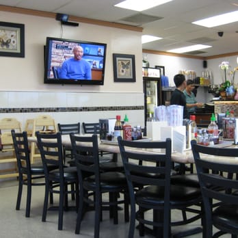 Com Tam Kieu - Interior of restaurant with other of the new TVs. - Vietnamese Near Me - San Gabriel, California Com Tam Kieu - Interior of restaurant with other of the new TVs. - Vietnamese Near Me - San Gabriel, California