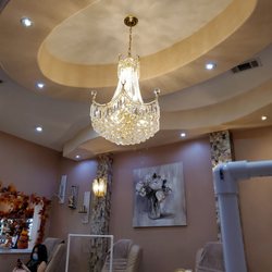 Bryant Nail Style & Spa - Gorgeous chandelier