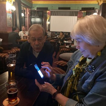 Irish Harp Pub - Waking up the neighborhood Tonite going out w my old couple  great to be w them - German Near Me - Berlin, BE