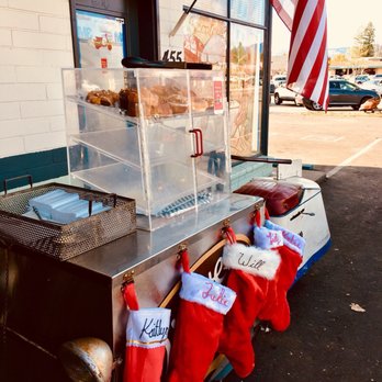 Cafe Scooteria - Can a pastry display get any cuter? - Coffee & Tea Near Me - Sonoma, California Cafe Scooteria - Can a pastry display get any cuter? - Coffee & Tea Near Me - Sonoma, California
