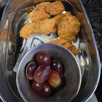 Topgolf - Kids chicken stripes meal - Golf Near Me - Roseville, California Topgolf - Kids chicken stripes meal - Golf Near Me - Roseville, California