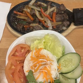 ZEN Noodle Bar - Shaken beef - Vietnamese Near Me - Gainesville, Florida ZEN Noodle Bar - Shaken beef - Vietnamese Near Me - Gainesville, Florida