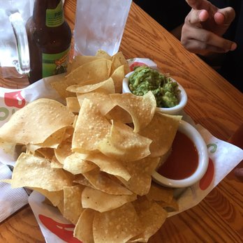 Chili's - Chips and Guac - American Near Me - Goleta, California