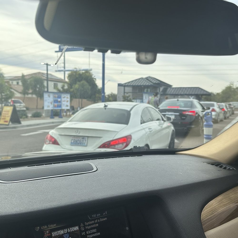 Long lines clear lane