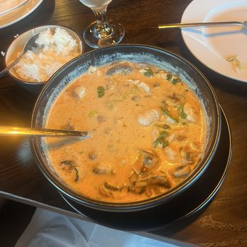 Seree Thai Restaurant & Bar - Tom kha soup - Thai Near Me - Kent, Washington Seree Thai Restaurant & Bar - Tom kha soup - Thai Near Me - Kent, Washington