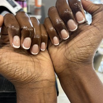 Pearl Nail Lounge - French Tip Acrylic Refill By Van - Nail Salons Near Me - Los Angeles, California
