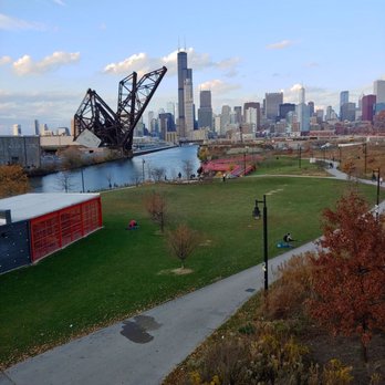 Ping Tom Memorial Park - Parks Near Me - Chicago, Illinois