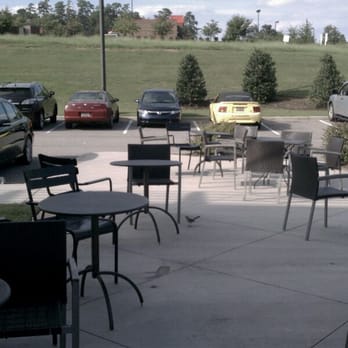 Starbucks - Outdoor seating area is ample. - Coffee & Tea Near Me - North Augusta, South Carolina