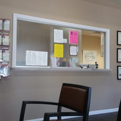 Bansal Parvesh, MD FCCP - Receptionist window in waiting area.