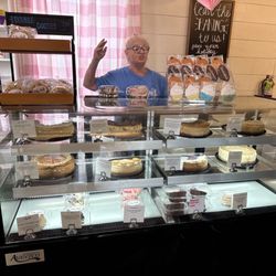 City Hall Cheesecake - Cheesecake display