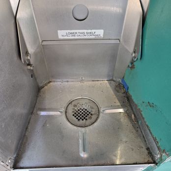 Crystal Pure Water - I can't trust a place that has dirty and broken equipment - Water Stores Near Me - Sacramento, California Crystal Pure Water - I can't trust a place that has dirty and broken equipment - Water Stores Near Me - Sacramento, California