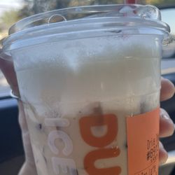 Dunkin' - Iced Latte