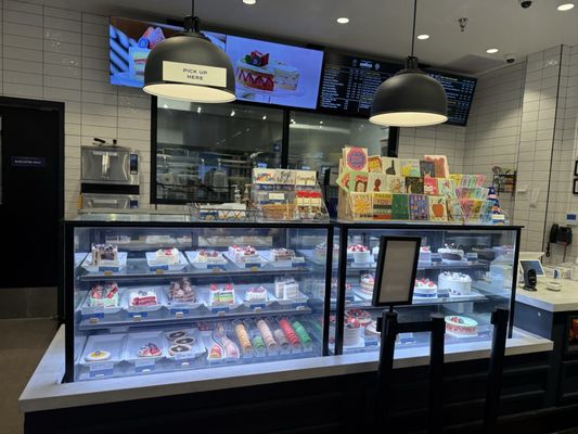 Paris Baguette by null