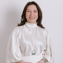 Marina Avendano-Certified Acne Specialist & Esthetician