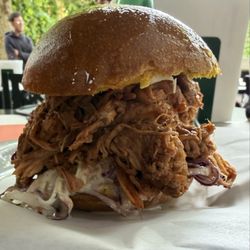 Da Ciacco - Pulled pork and coleslaw in a brioche bun