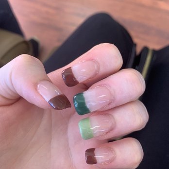 Hollywood Nails - Nails - Nail Salons Near Me - Bensalem, Pennsylvania