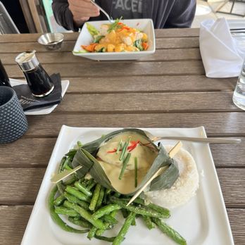 Starfish - Chilean Sea Bass, Thai Basil Curry and Mahi Mahi, Pineapple Curry - Asian Fusion Near Me - Laguna Beach, California Starfish - Chilean Sea Bass, Thai Basil Curry and Mahi Mahi, Pineapple Curry - Asian Fusion Near Me - Laguna Beach, California