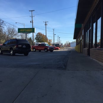 Just Tires - Tires Near Me - Elmhurst, Illinois Just Tires - Tires Near Me - Elmhurst, Illinois