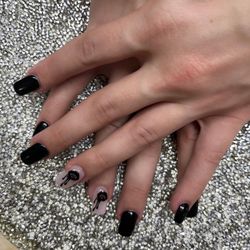 New Sunny Judy Nails