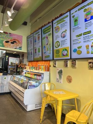 The Juice Bar by null
