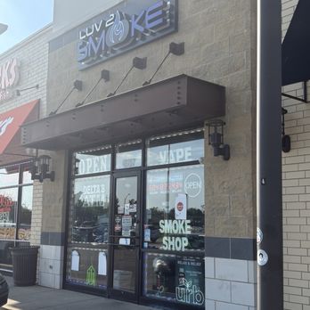 Luv 2 Smoke - Outside : Located North Side of Roosevelt Road - Tobacco Shops Near Me - Maywood, Illinois