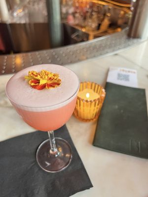 Bar Bonobo by null