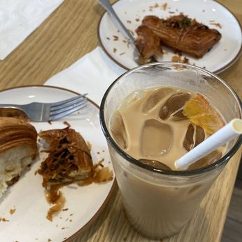 Juniper - Croissant, Mushroom Croissant, Orange Pandan Latte - Coffee & Tea Near Me - San Francisco, California Juniper - Croissant, Mushroom Croissant, Orange Pandan Latte - Coffee & Tea Near Me - San Francisco, California