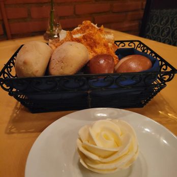 Hugo's Cellar - Warm bread and butter - American Near Me - Las Vegas, Nevada Hugo's Cellar - Warm bread and butter - American Near Me - Las Vegas, Nevada