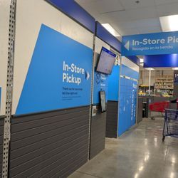 Lowe's Home Improvement - Pickup near the entrance