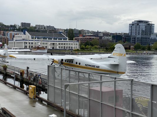 Kenmore Air - Lake Union by null