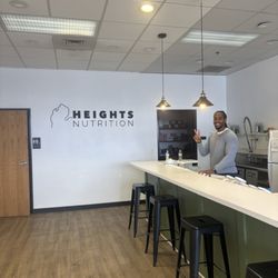 Heights Nutrition - Friendly staff!