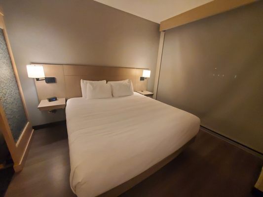 Hyatt Place Fresno by null